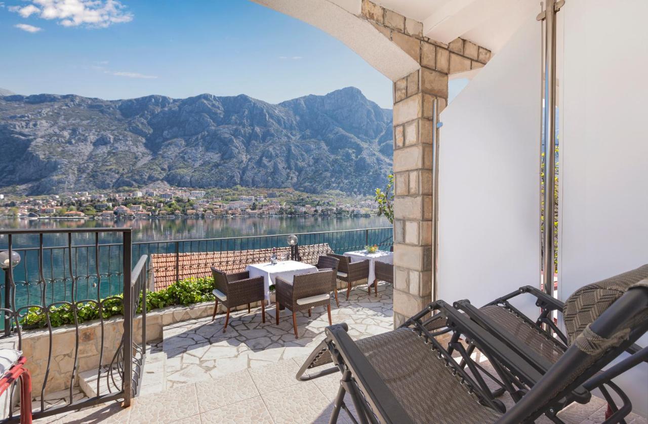 Apartments Vukovic Kotor Bagian luar foto
