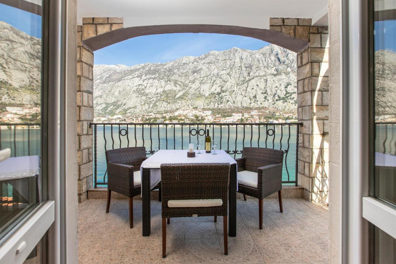 Apartments Vukovic Kotor Bagian luar foto
