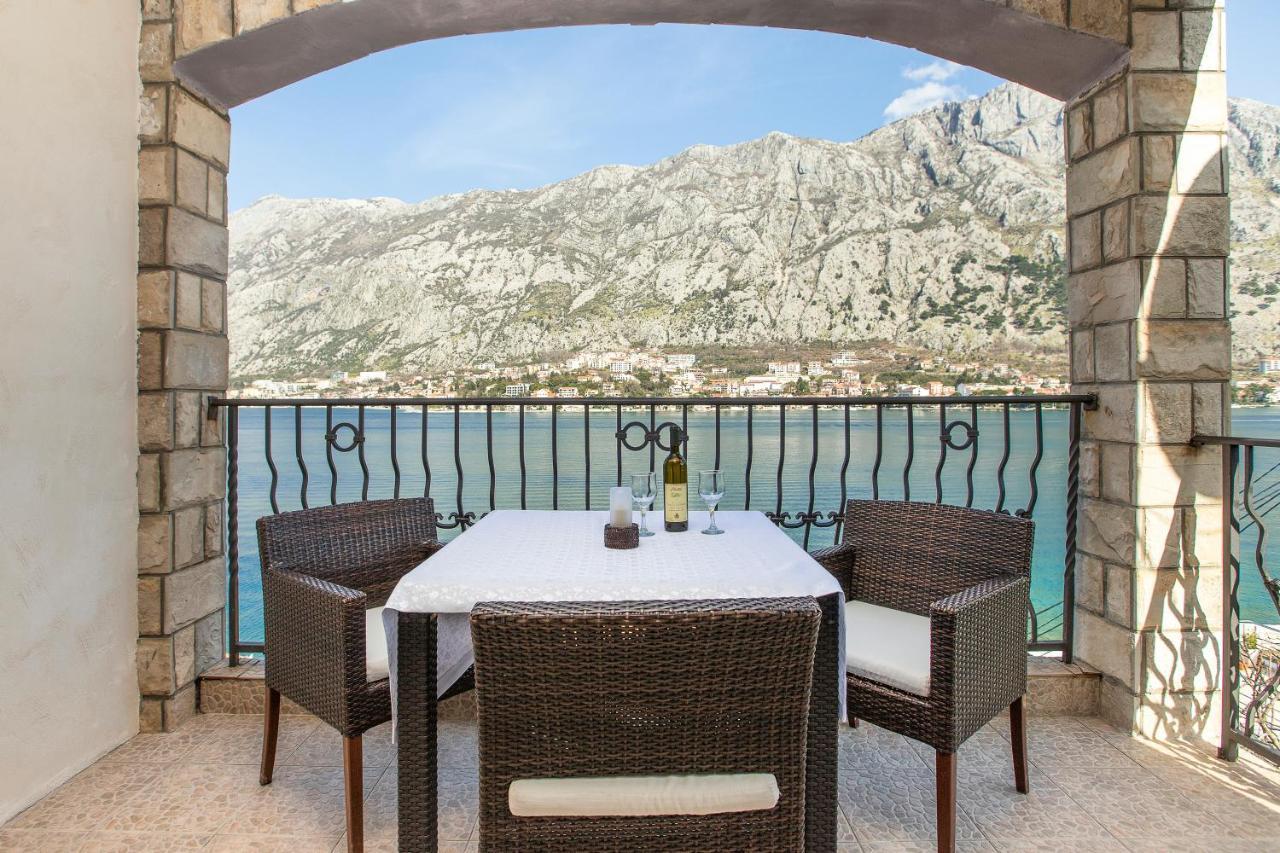 Apartments Vukovic Kotor Bagian luar foto