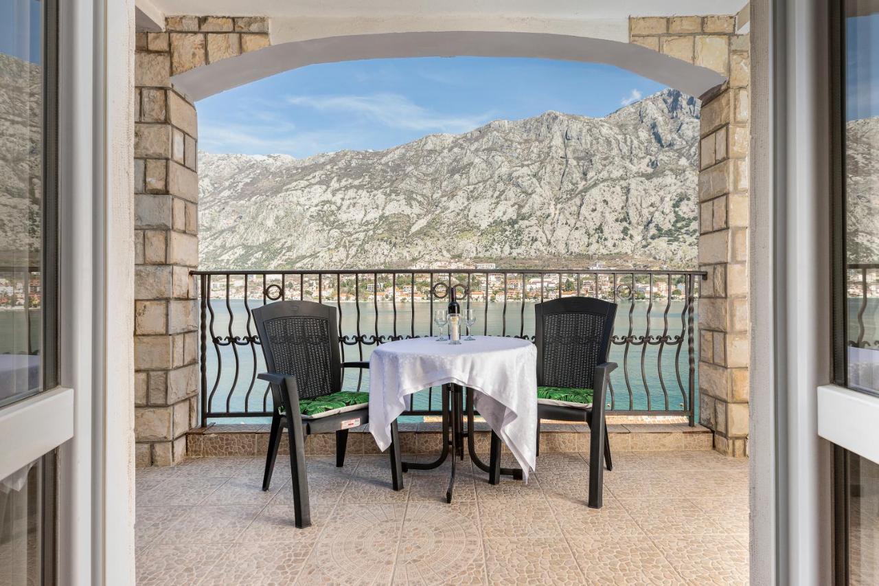 Apartments Vukovic Kotor Bagian luar foto