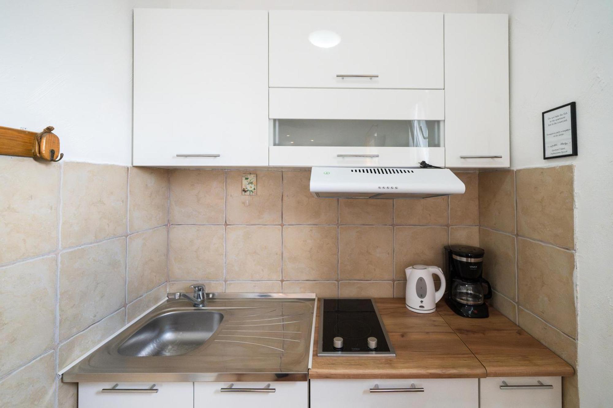 Apartments Vukovic Kotor Bagian luar foto